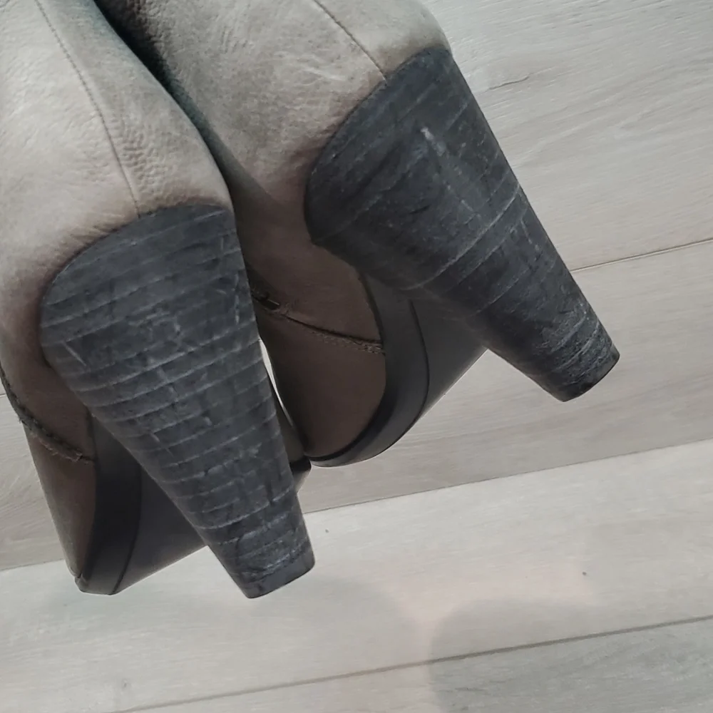 Ecco Womens Ankle Suede Heels boots shoes sz 40/9-9.5